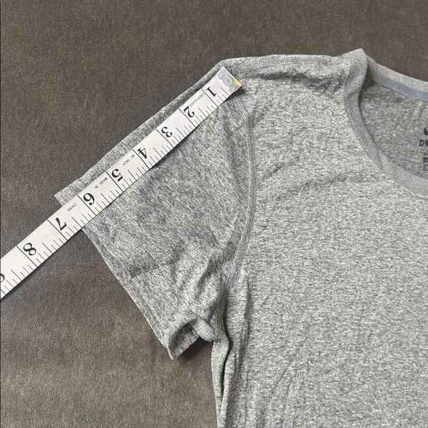 Nike Women’s Gray Dri-Fit Training T-Shirt Short Sleeve 453181-091 Size M NWT - Image 13