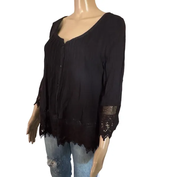 American Eagle crochet lace trim gauze top - Image 2