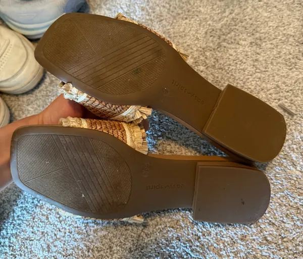 Easy Spirit Sandals - Image 3