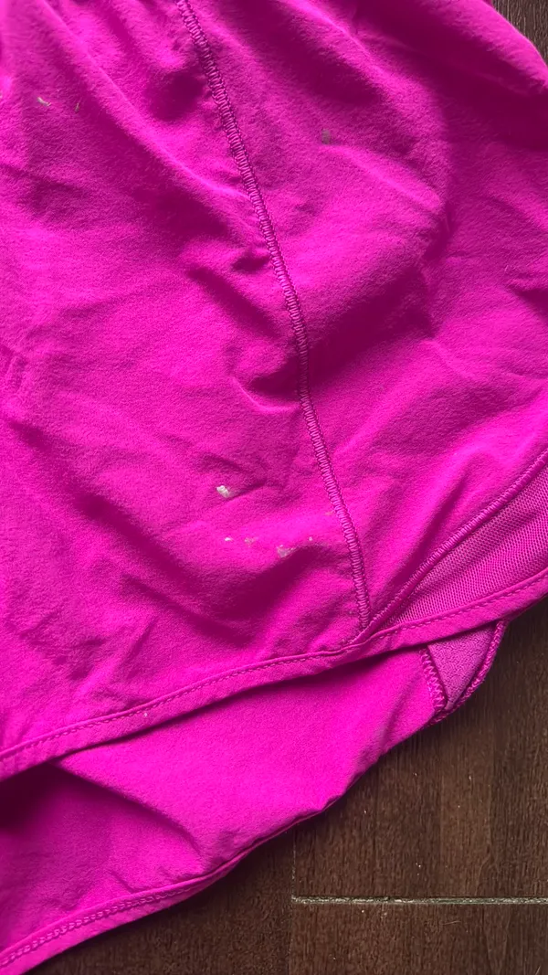 Lululemon Shorts Hot 2.5" Hot Low-Rise Lined - Image 6
