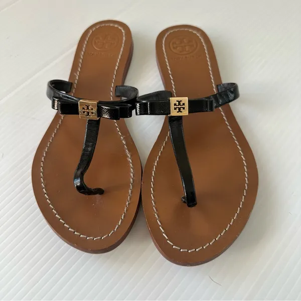 Tory Burch Leighanne Patent Leather Sandals Black, 8.5 - Image 2