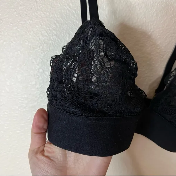 Lively black lace triangle bralette NEW L - Image 2