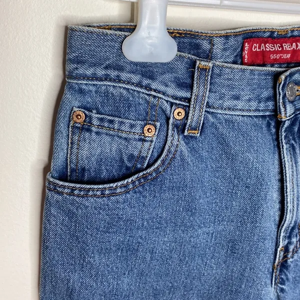 Levi’s 550 Classic relaxed 100% cotton rigid denim light wash jeans sz 6 - Image 5