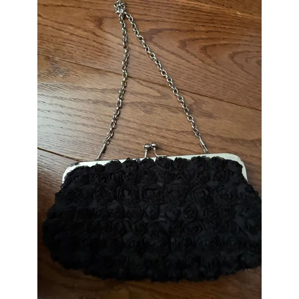 Black 3D Rosette Floral Evening Clutch Silver Kiss Lock Convertible Chain‎ Strap - Image 3
