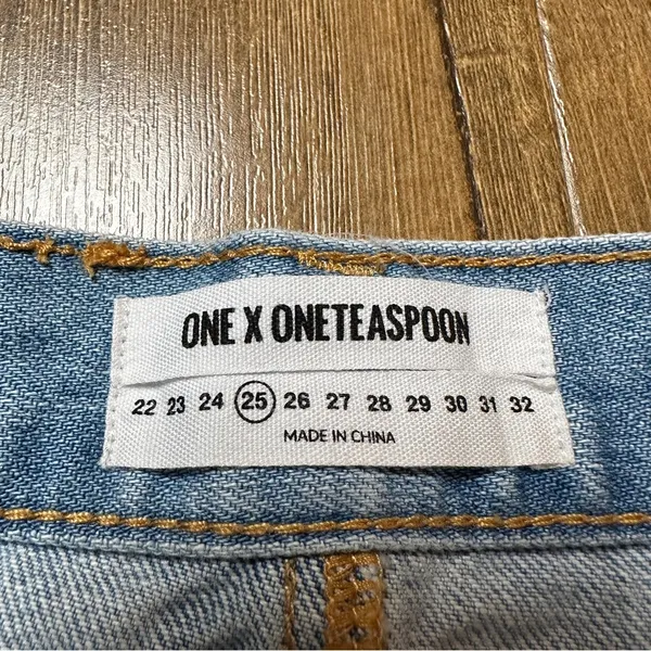 One Teaspoon One X Junkyard Denim Mini Skirt in Phoenix Size 25 Distressed Light - Image 6
