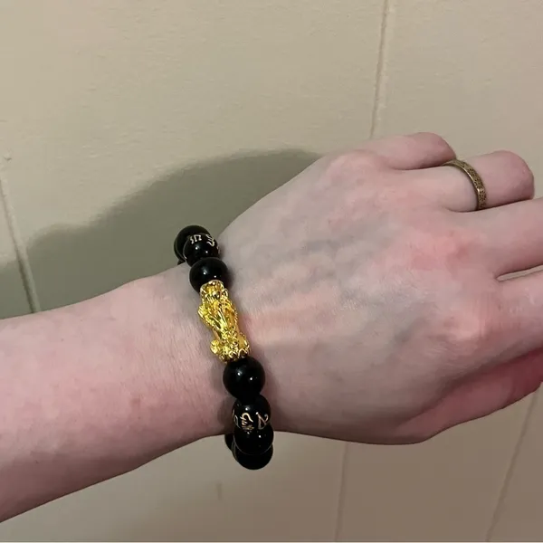 Feng Shui Pixiu Obsidian Bracelet Gold - Image 3