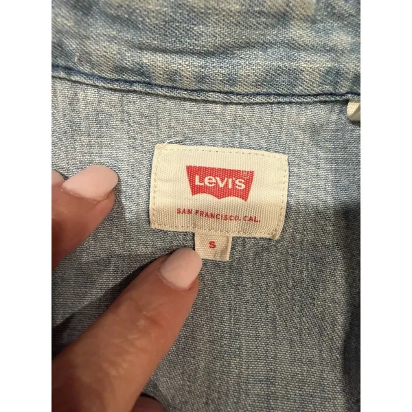 Levi's Denim Western Shirt Pearl Snap Distressed Medium Wash Classic Small - Image 6