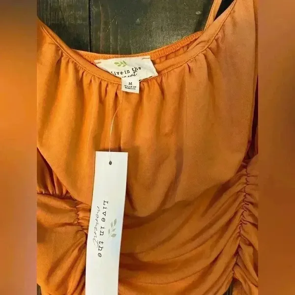 Live‎ in the Moment Orange Ruched Spaghetti Strap Crop Top Size M A49 - Image 3