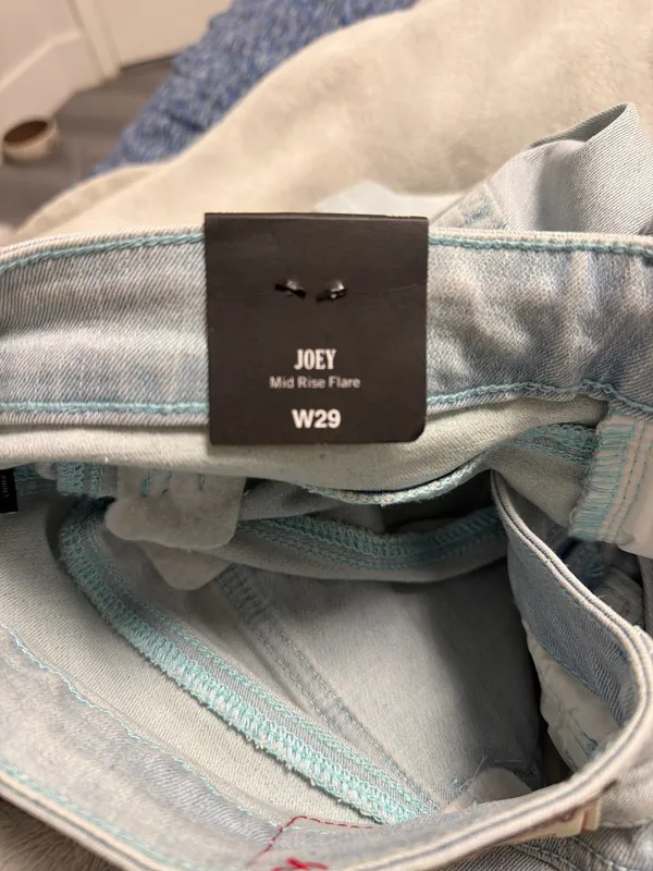 NWT True Religion Joey Mid Rise Flare Jeans Light Wash Size W29 🩵 - Image 14