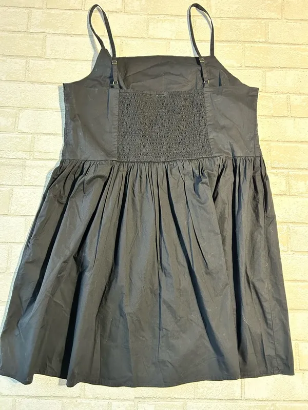 GAP Black Smocked Casual Vacation Dress Size XL - Image 2
