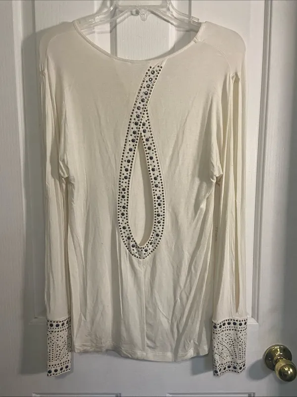 BKE Cream Long-Sleeve Top with Studded Cuffs - Image 3