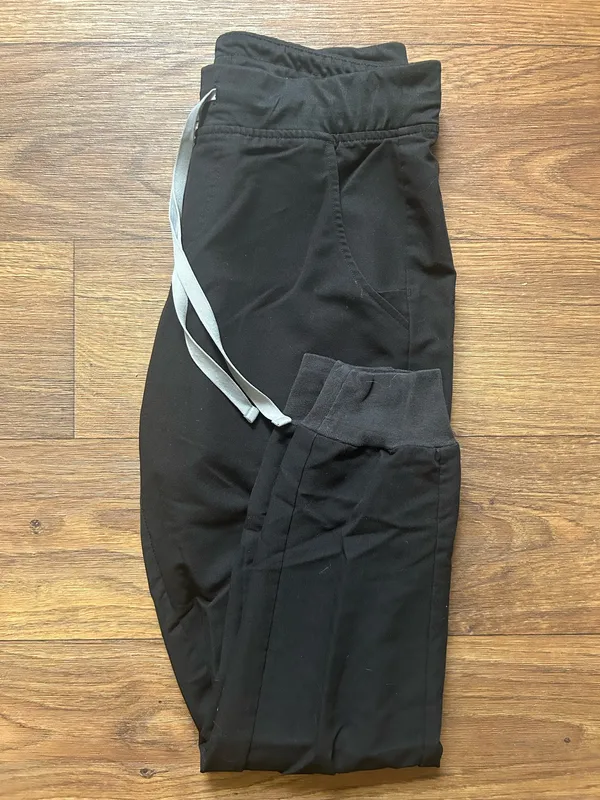 FIGS Zamora Scrub Pants - Image 2