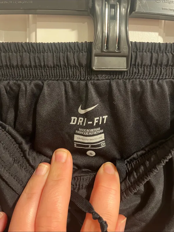 Nike Dri-Fit Shorts in Black Size Small - Image 3