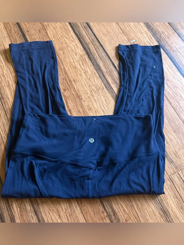 Lululemon Align Crop 21" True Navy - Image 3
