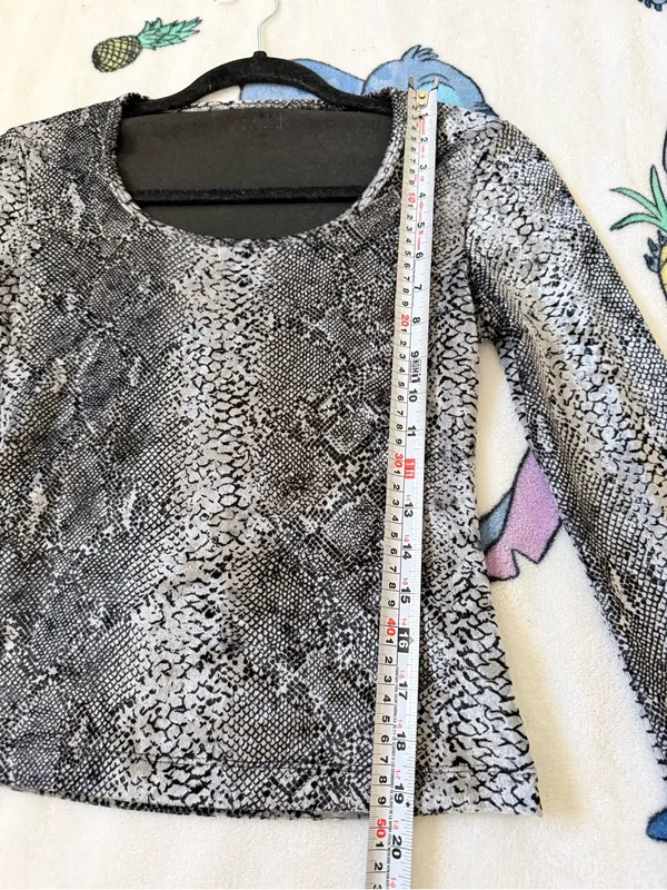 Guess Vintage 80s Snake Print Velvet Bell Sleeve Top Whimsigoth Goth Grunge Gray - Image 6
