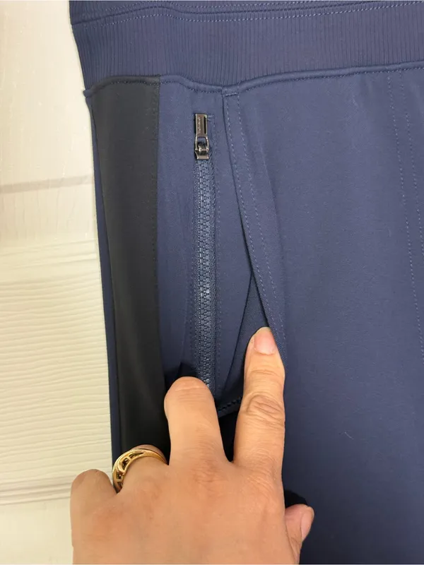 Athleta Venice Colorblock Wide Leg Navy Pants Size M - Image 8