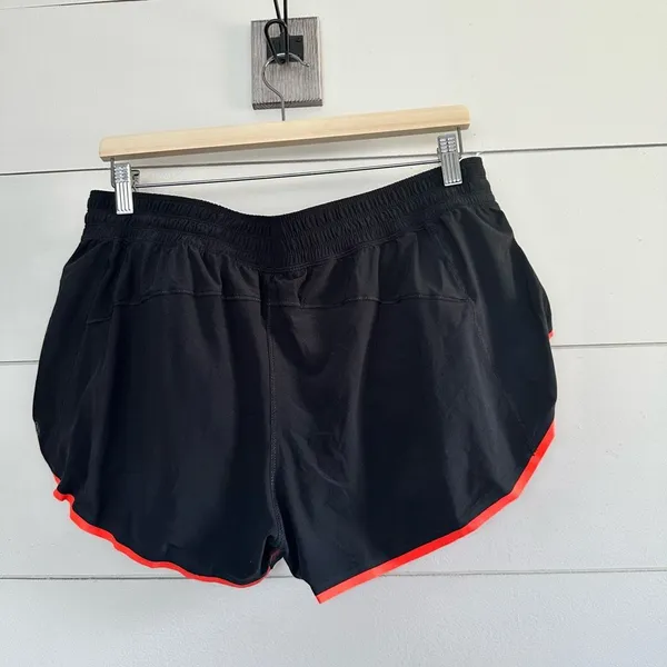 Lululemon Women’s 10 Black Pump It Up Spring Has Sprung Shorts - Image 2