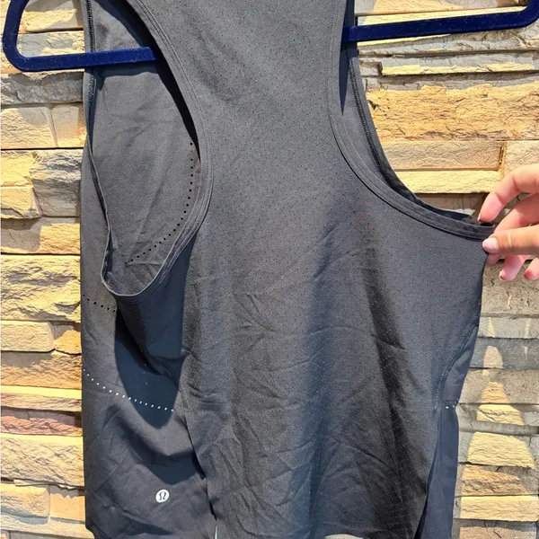 Lululemon find your pace tank top - Image 3