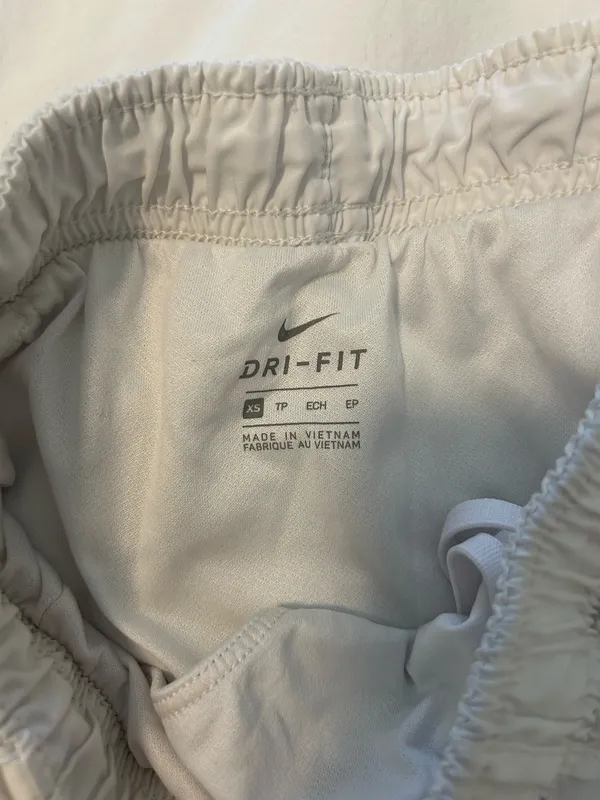 Nike Dri-Fit Shorts White Athletic - Image 3