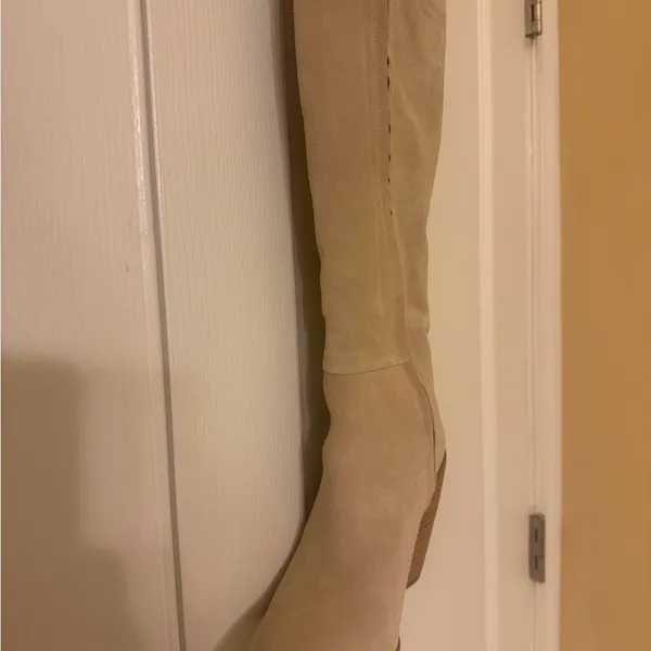 Sam Edelman Beige Heeled with side zippers Boots! - Image 4