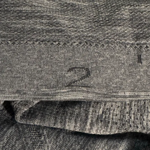 Lululemon Swiftly Tech Long Sleeve Gray Thumbhole Running Top Size 2 Athletic - Image 7