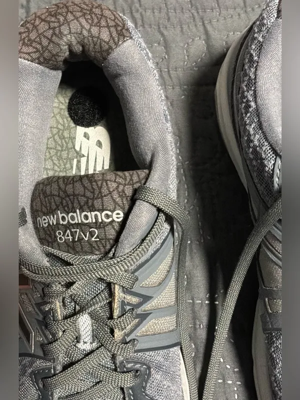 New Balance 847v2 Women's Gray Walking Shoes Size 7.5 US - Image 6