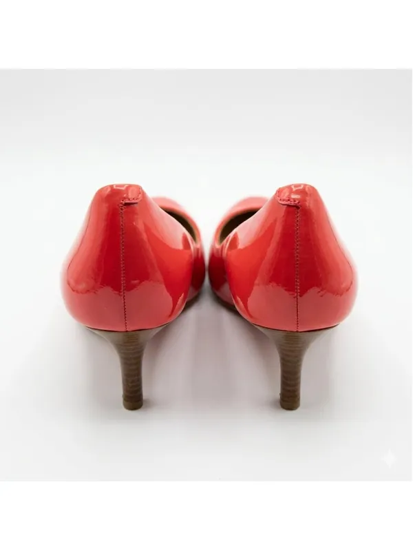 Women's Coach Zelda Red Patent Leather Heels Size 9.5 - Image 3