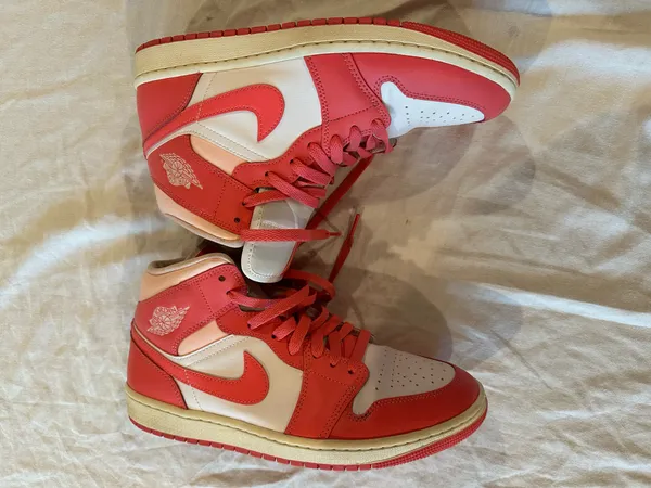Nike Air Jordan Women’s Strawberries Cream - Image 4