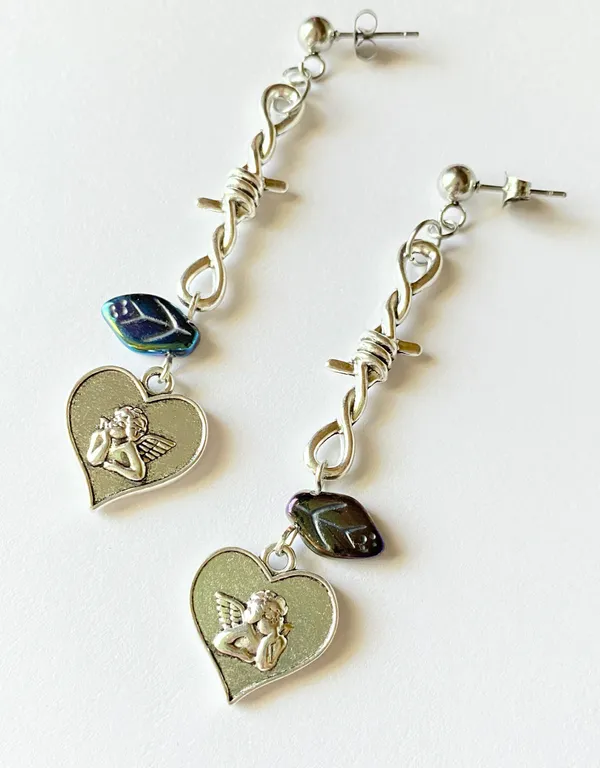 Handmade Kawaii y2k Goth vintage antique romance style angel/cherub & Czech glass beads unique earrings🌙👼✨ - Image 2