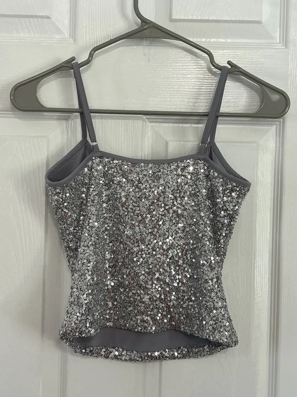 Edikted Y2K Silver Sequin Cami Tank Top Clubwear Disco Glam Party Size S NWT - Image 3