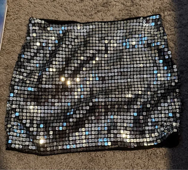 Missguided Sequined mini skirt - Image 4