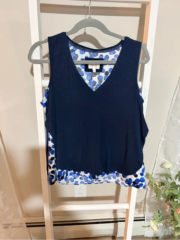 Deletta Navy V-Neck Tank with Blue Printed Hem - Image 2