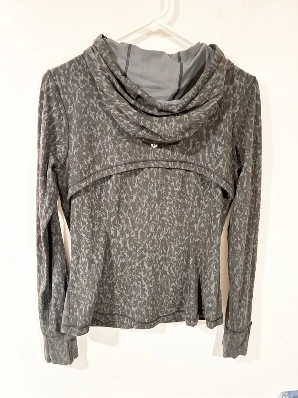 Lululemon Hooded Define Jacket Nulu Leopard Camo Deep Coal Multi Size 10 - Image 4