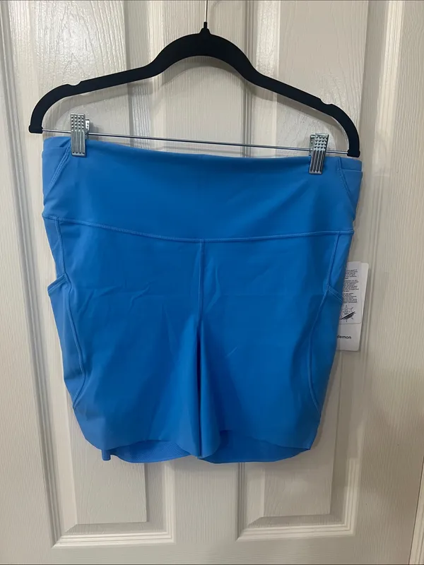 Lululemon Fast and Free High-Rise Short 6" with Pockets - Image 3