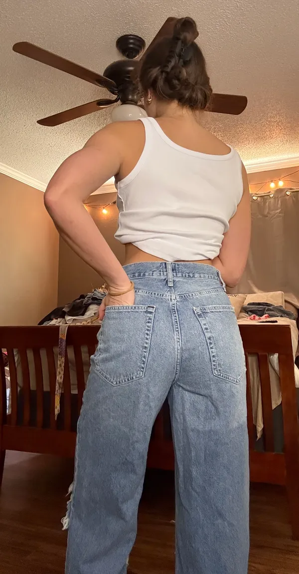 Urban Outfitters BDG High Rise Baggy Jeans - Image 5