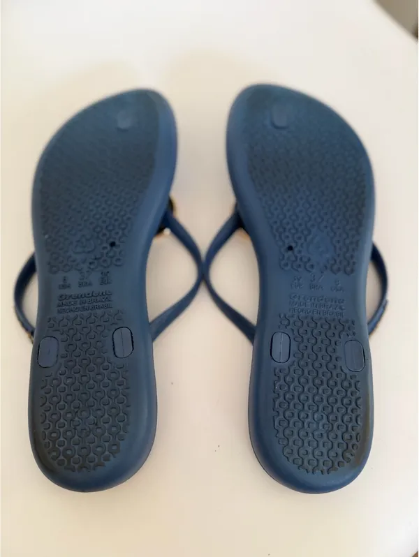 Ipanema blue flip flops with gold heart - Image 2