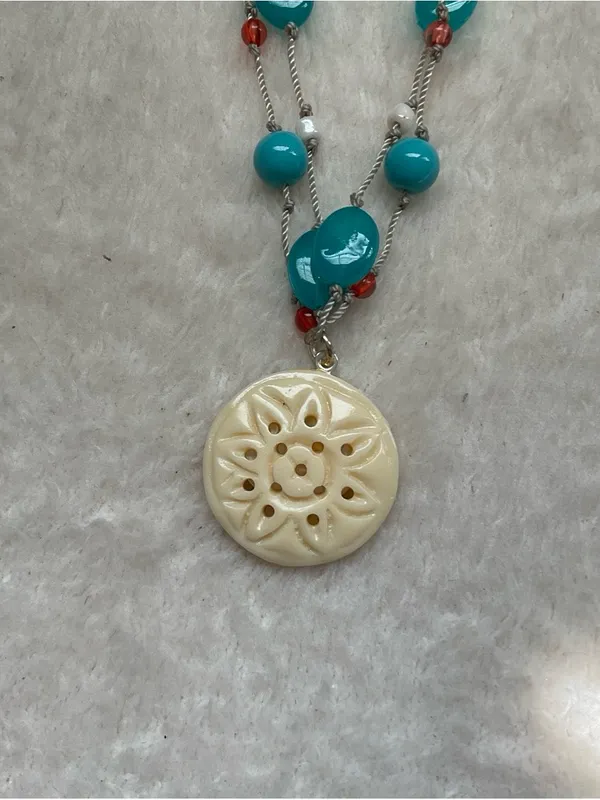 Turquoise Bead Necklace with Carved Cream Pendant - Image 3