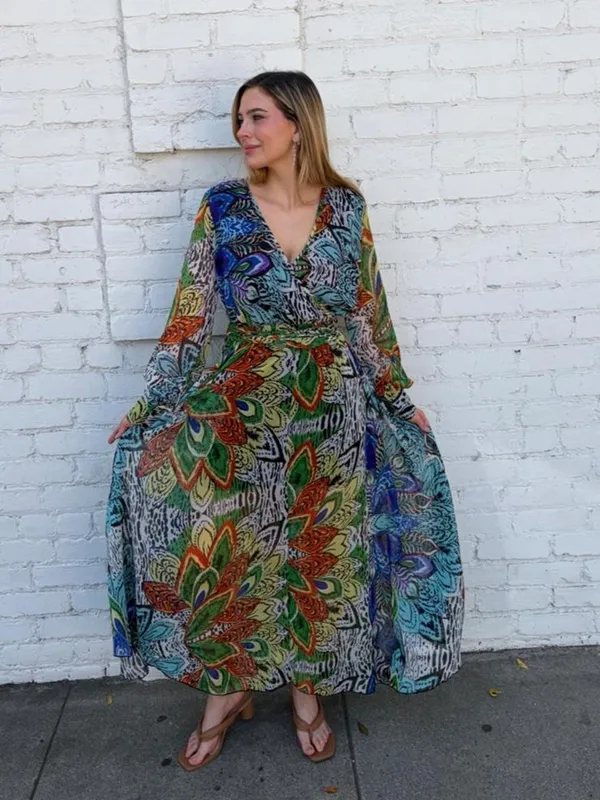 NWT Bandolino tropical safari maxi dress with multicolored abstract floral and leaf-like design sz M - Image 4