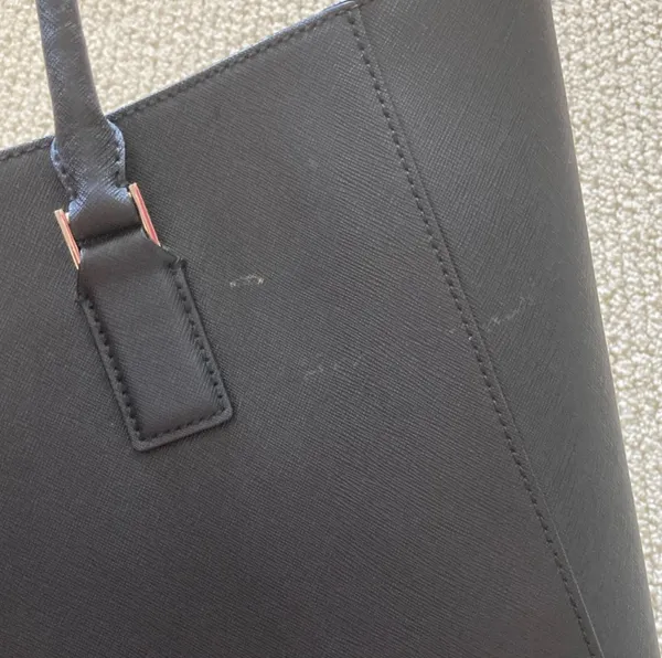 Kate Spade Large Black Tote Bag Multi Compartments Zip Top Closure Laptop EUC - Image 10