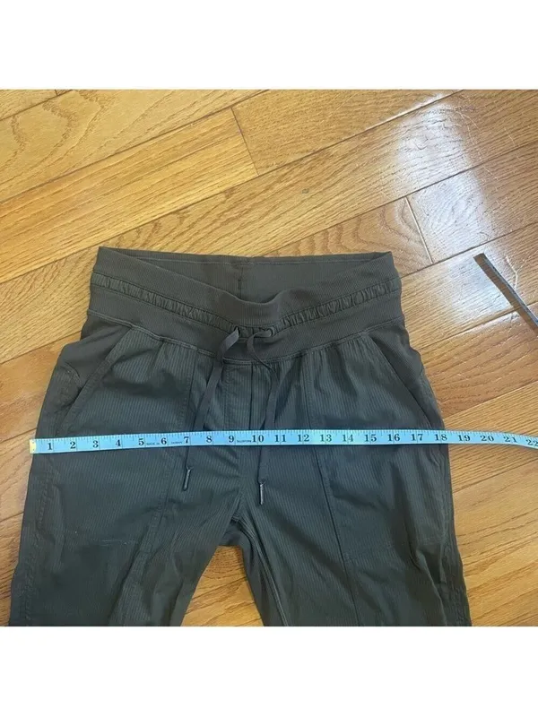 Lululemon Dance Studio Mid-Rise Khaki Green Athletic Pants Joggers Crop 25" Sz 4 - Image 10