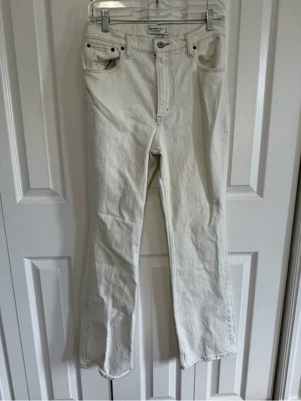 Abercrombie & Fitch 70s Vintage Flare Cream Size 4S - Image 2
