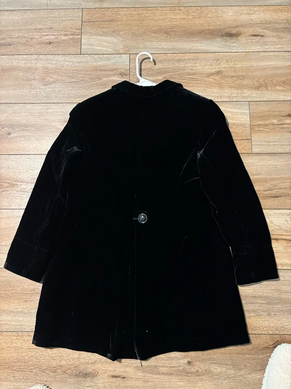 Coldwater Creek Black Velvet Three-Button Blazer Coat - Image 4