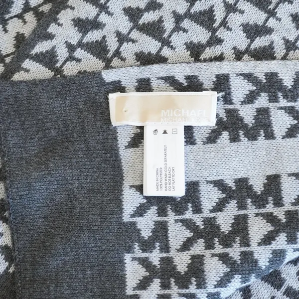 Michael Kors Scarf Grey White MK Monogram Logo Knit Winter Wrap Chic‎ Winter - Image 2