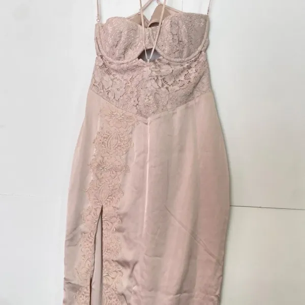 HOUSE OF CB 'Georgia' Crystal Satin and Lace Midi Dress cutout Size‎ M NWOT - Image 11