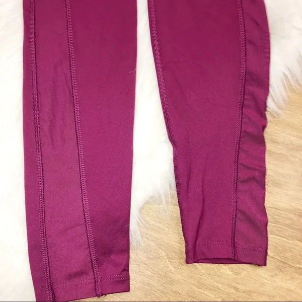 Forever 21 xsmall full length yoga/gym leggings - Image 4