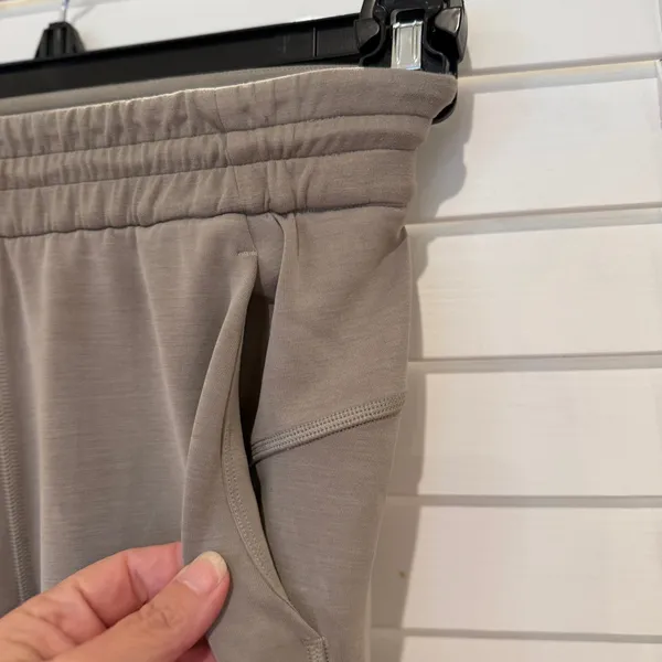 Lululemon Softstreme High Rise Pants Sz 0 Straight Leg Warm Ash Grey W5EGTS - Image 5