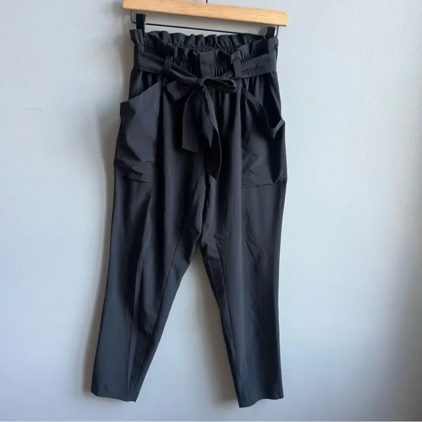 Athleta Skyline Pant II Paperbag Waist Pleated Tapered Black Belted Pants Size 2 - Image 5
