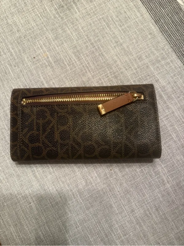 Calvin Klein Brown Monogram Continental Wallet with Gold Logo - Image 3