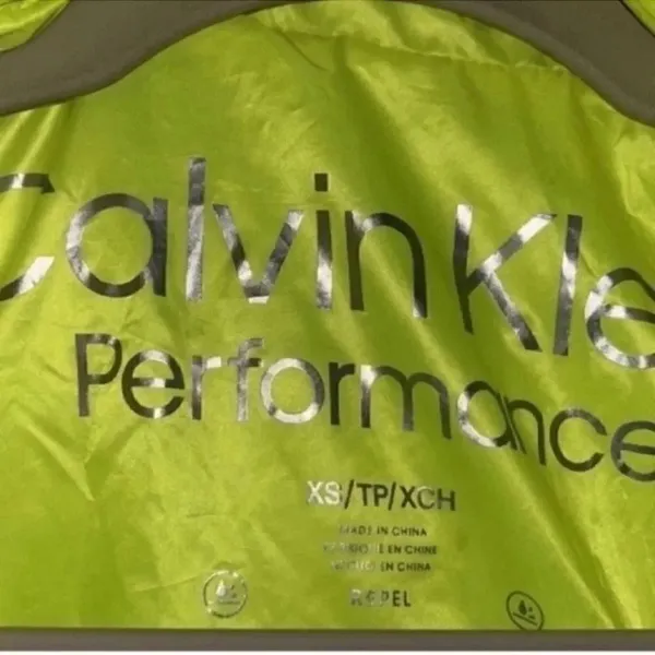 Calvin Klein Performance Green Oversized
Mock Neck Vest(Size XS) - Image 7