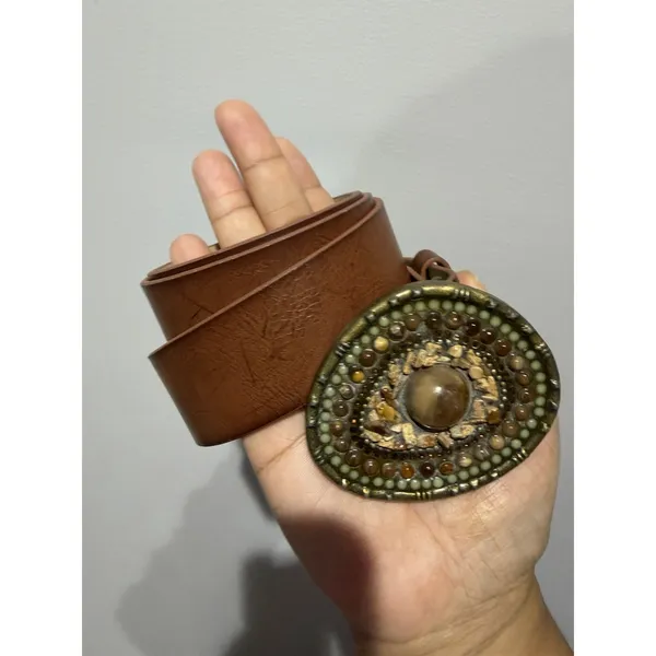 Vintage Congac Full Grain Leather Belt Stone Jewel Buckle Boho Hobo Western Y2K - Image 5